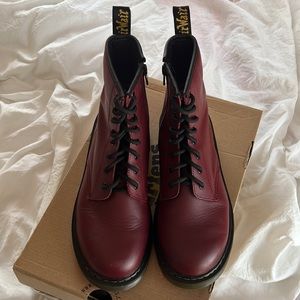 Dr. Martens 1460 Smooth Leather Boots